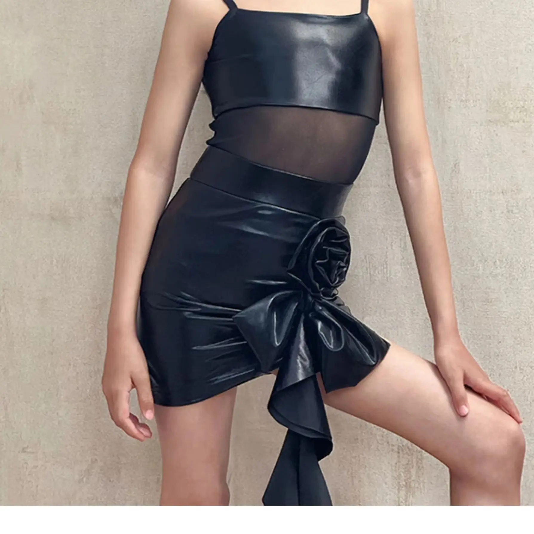 Chidren'S Chacha Rumba Latin Dance Dresses Girls Laser Latin Dance Party Dress Kids Performance Dancing Suits
Chidren'S Chacha Rumba Latin Dance Dresses Girls Laser Latin Dance Party Dress Kids Performance Dancing Suits