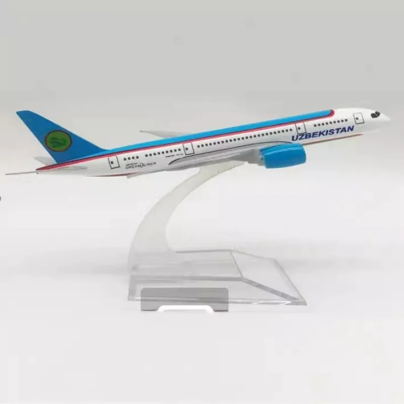 16 см имитация сплава самолета Uzbekistan Airways B787 модель самолета игрушка литая под давлением масштаб 1/400 модель самолета дисплей миниатюрный
16 см имитация сплава самолета Uzbekistan Airways B787 модель самолета игрушка литая под давлением масштаб 1/400 модель самолета дисплей миниатюрный