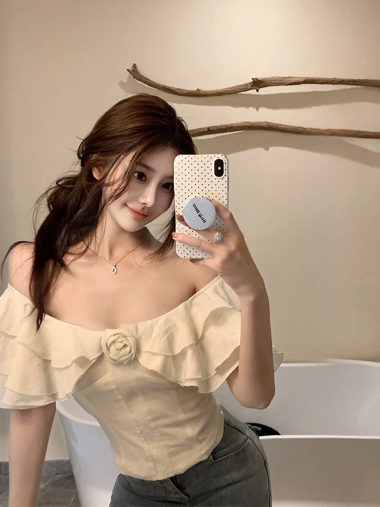 in Luna White Slim Fit ort Sve T-irt Women's Design Sense Gathered Waist Flattering round Ne Top Summer Cute Sle
in Luna White Slim Fit ort Sve T-irt Women's Design Sense Gathered Waist Flattering round Ne Top Summer Cute Sle