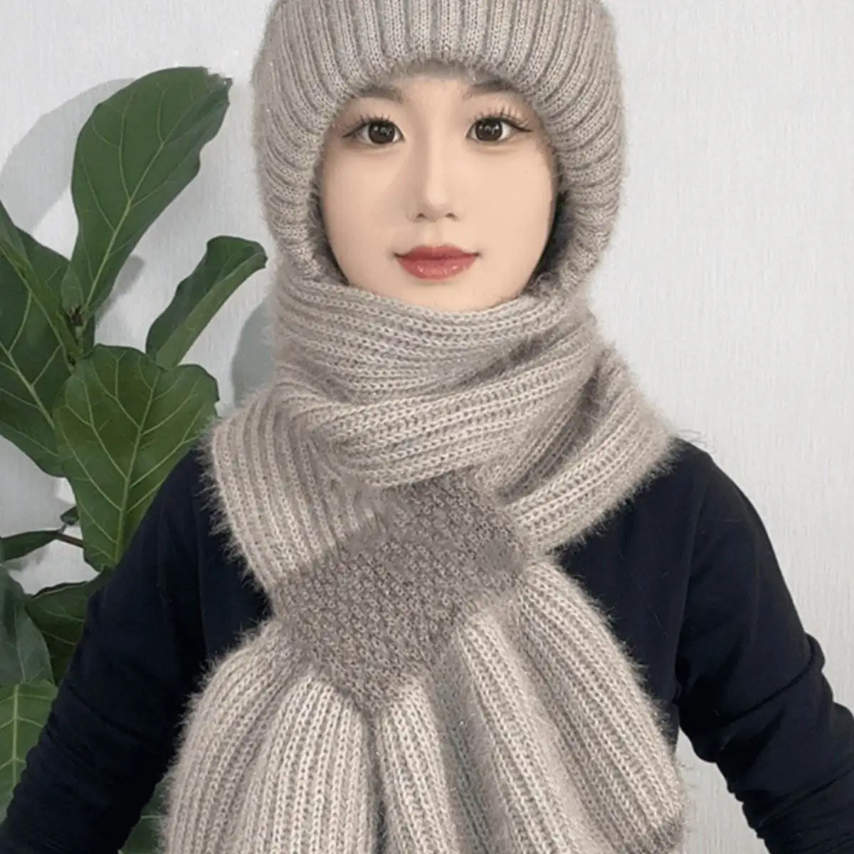 Утепленный зимний комплект: шапка и шарф, женская вязаная шапка с узором снежинки, теплая модная цельная шапка с мехом белки, зимние аксессуары
Утепленный зимний комплект: шапка и шарф, женская вязаная шапка с узором снежинки, теплая модная цельная шапка с мехом белки, зимние аксессуары