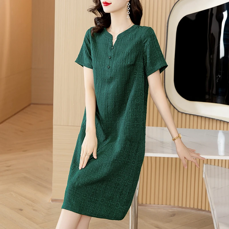 2023 New Fashion Solid Color Silk Dress Women's Summer Versatile High end V-neck Short Sleeve Loose Fit Leisure Vacation Vestido
2023 New Fashion Solid Color Silk Dress Women's Summer Versatile High end V-neck Short Sleeve Loose Fit Leisure Vacation Vestido