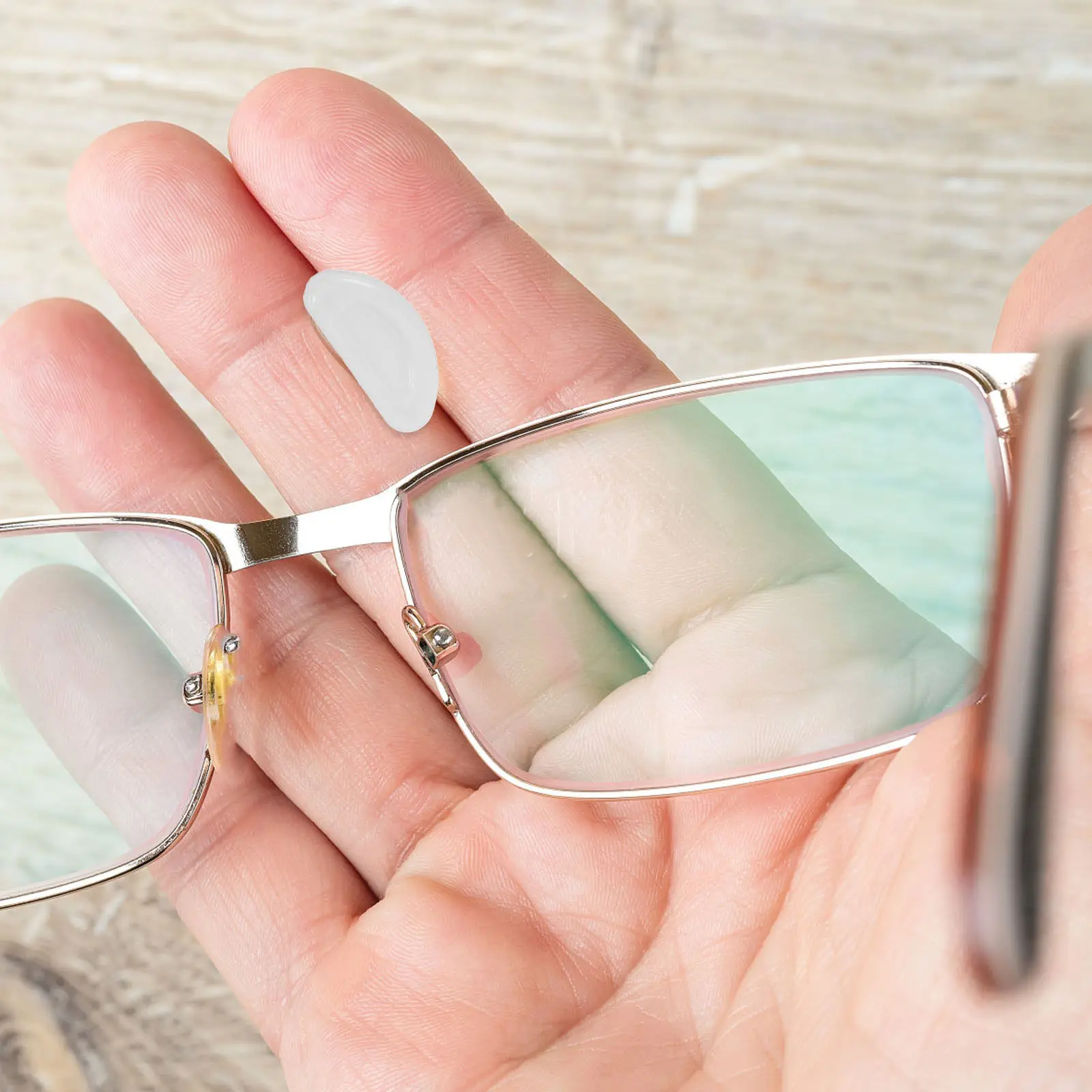6Pairs Anti-Slip Nose Pads for Glasses Flexible Silicone Eyeglass Nose Cushion Replacement Glasses Frame Silicone Pads
6Pairs Anti-Slip Nose Pads for Glasses Flexible Silicone Eyeglass Nose Cushion Replacement Glasses Frame Silicone Pads