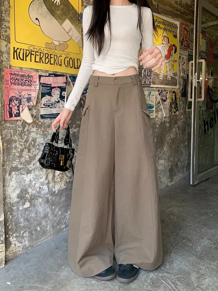 plus Size Summer New American Retro Work Pants Slimming Wide Leg Straight Casual Pants Women's Loose Fit High Waist Button Cl...
plus Size Summer New American Retro Work Pants Slimming Wide Leg Straight Casual Pants Women's Loose Fit High Waist Button Cl...