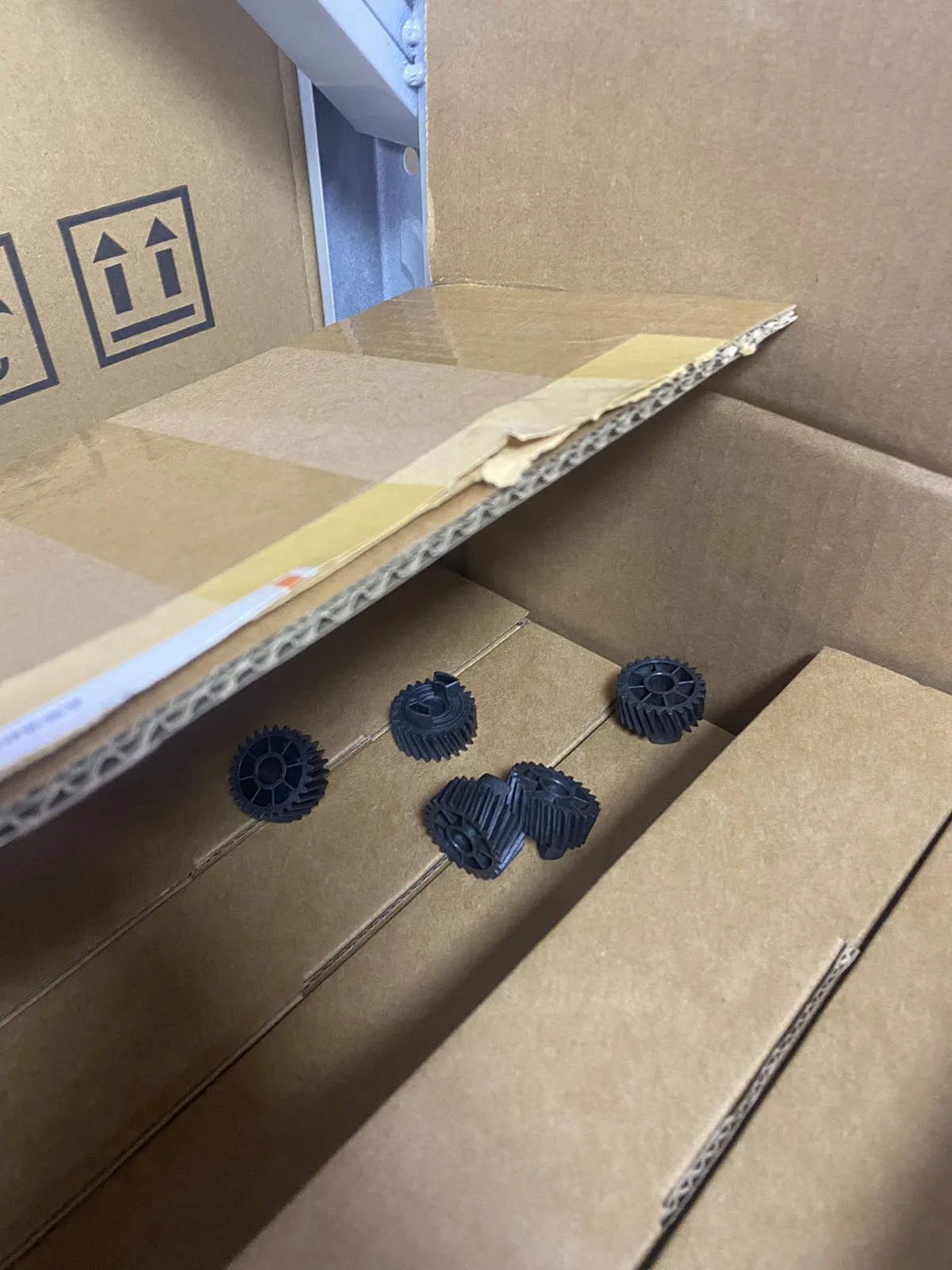 1 шт. 6LJ592040 шестерня фьюзера для Toshiba E-studio 2508A 3008A 3508A 4508A 5008A соединительная шестерня, детали копировального аппарата
1 шт. 6LJ592040 шестерня фьюзера для Toshiba E-studio 2508A 3008A 3508A 4508A 5008A соединительная шестерня, детали копировального аппарата