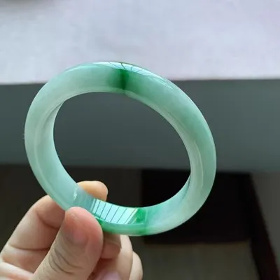 Natural Myanmar Jade 54mm-62mm bracelet exquisite princess bracelet to send girlfriend to send mother Hetian jade
Natural Myanmar Jade 54mm-62mm bracelet exquisite princess bracelet to send girlfriend to send mother Hetian jade