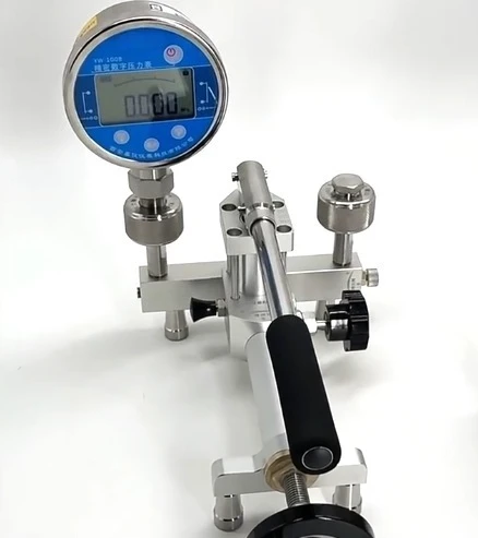 60Bar Portable Vacuum Pump Pneumatic High Pressure Test Comparator Pressure Pump
60Bar Portable Vacuum Pump Pneumatic High Pressure Test Comparator Pressure Pump