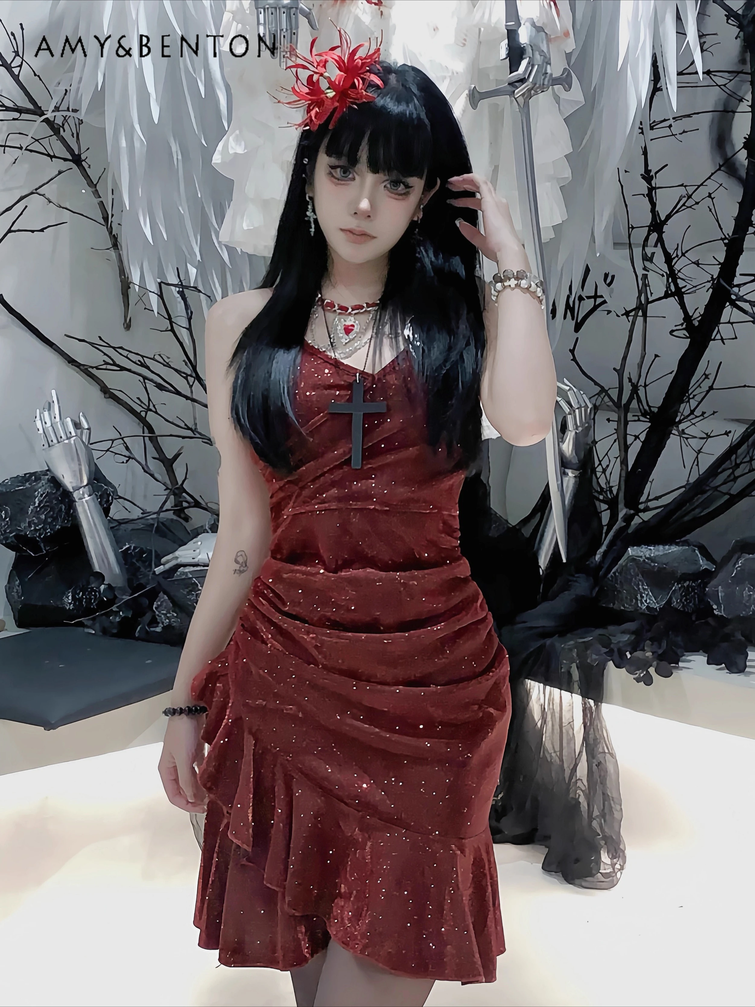 Original Dark Shiny Red Princess Sexy Fishtail Dress for Women Evening Dresses Sweet Hot Girl Strapless High Waist Mini Dress
Original Dark Shiny Red Princess Sexy Fishtail Dress for Women Evening Dresses Sweet Hot Girl Strapless High Waist Mini Dress