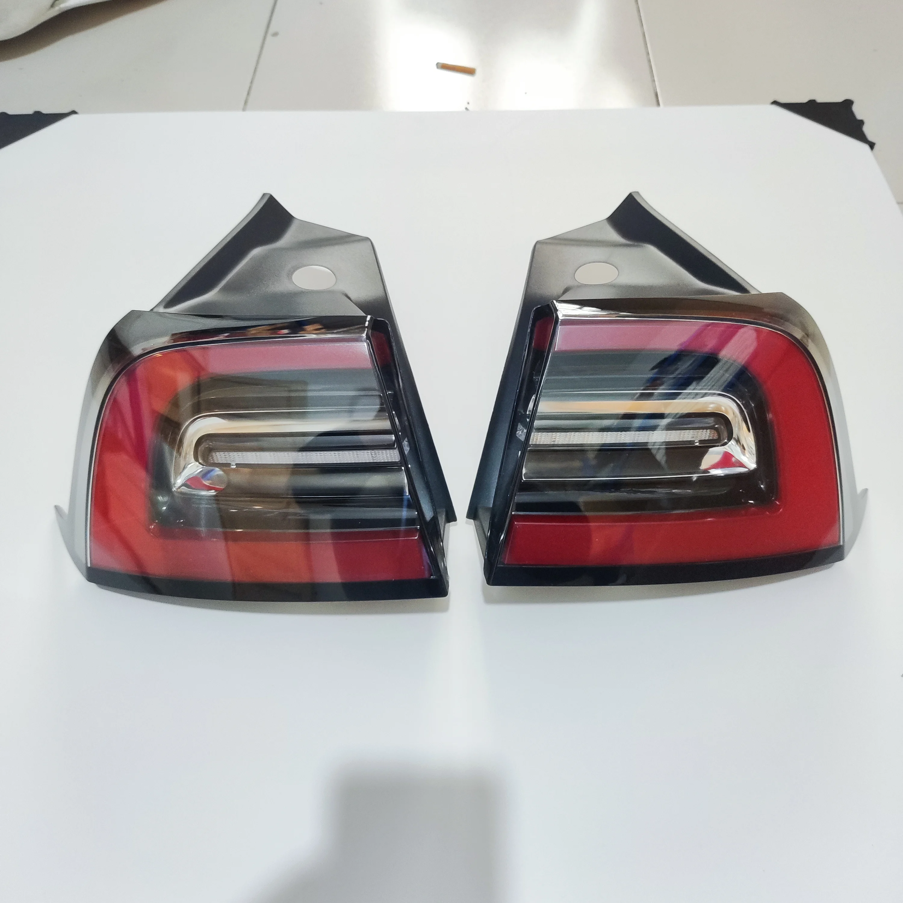 2025 EV Tail Light With LED Technology Enhance Safety Bright Illumination Simple Setup 1502086-00-C 1502087-00-B 21-24 Model 3 Y
2025 EV Tail Light With LED Technology Enhance Safety Bright Illumination Simple Setup 1502086-00-C 1502087-00-B 21-24 Model 3 Y