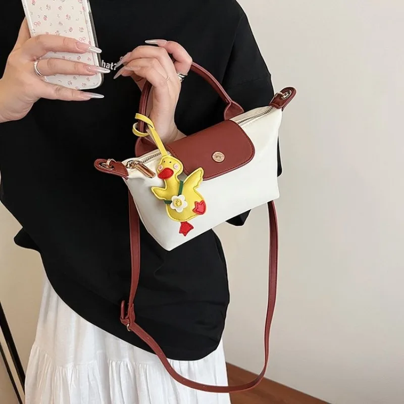 Casual Female Bag For Campus Life Simple And Cute Crossbody Underarm Bag For School And Everyday Use
Casual Female Bag For Campus Life Simple And Cute Crossbody Underarm Bag For School And Everyday Use