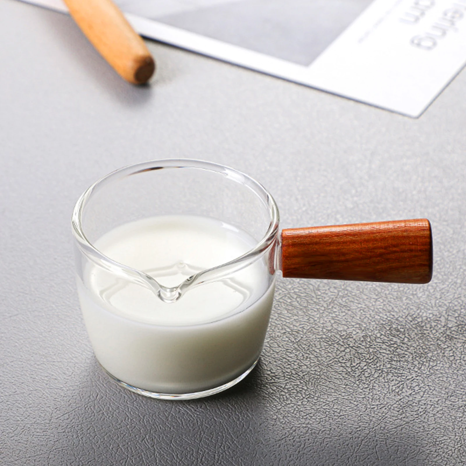 Cream Jug Mini Milk Pitcher Creamer Dispenser Handle Drip-Free Spout Perfect for Latte Art Serving Milk Honey Yogurt Clear
Cream Jug Mini Milk Pitcher Creamer Dispenser Handle Drip-Free Spout Perfect for Latte Art Serving Milk Honey Yogurt Clear