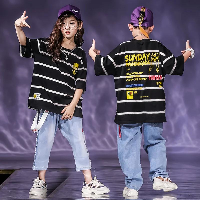 Boys' hip hop suit summer loose children's catwalk clothes girls' jazz dance clothes handsome hip hop Baby Trend
Boys' hip hop suit summer loose children's catwalk clothes girls' jazz dance clothes handsome hip hop Baby Trend