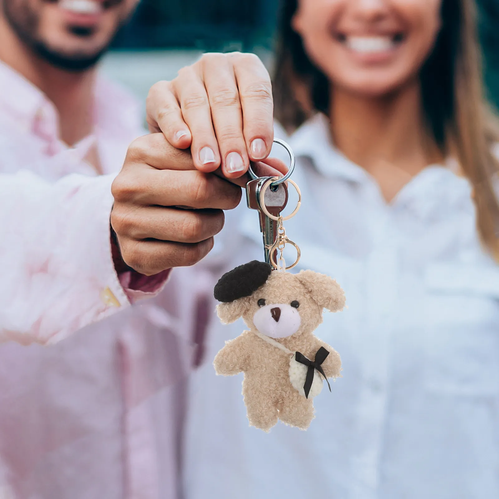 2Pcs Keychain Kawaii Fleece Bear Key Ring Cute Stuffed Animal Keychain for Women Bag Backpack Accessory Gift Idea
2Pcs Keychain Kawaii Fleece Bear Key Ring Cute Stuffed Animal Keychain for Women Bag Backpack Accessory Gift Idea
