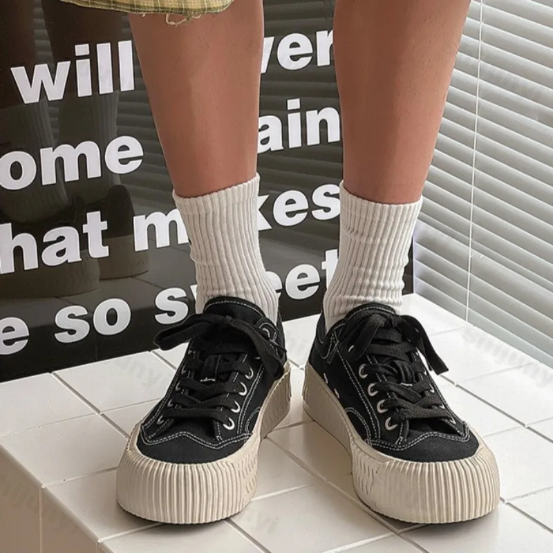 2025 Spring New Niche Design Casual Thick Soled Shoes for Men Fashion Trend Versatile Comfortable Low Top Canvas Chunky sneakers
2025 Spring New Niche Design Casual Thick Soled Shoes for Men Fashion Trend Versatile Comfortable Low Top Canvas Chunky sneakers