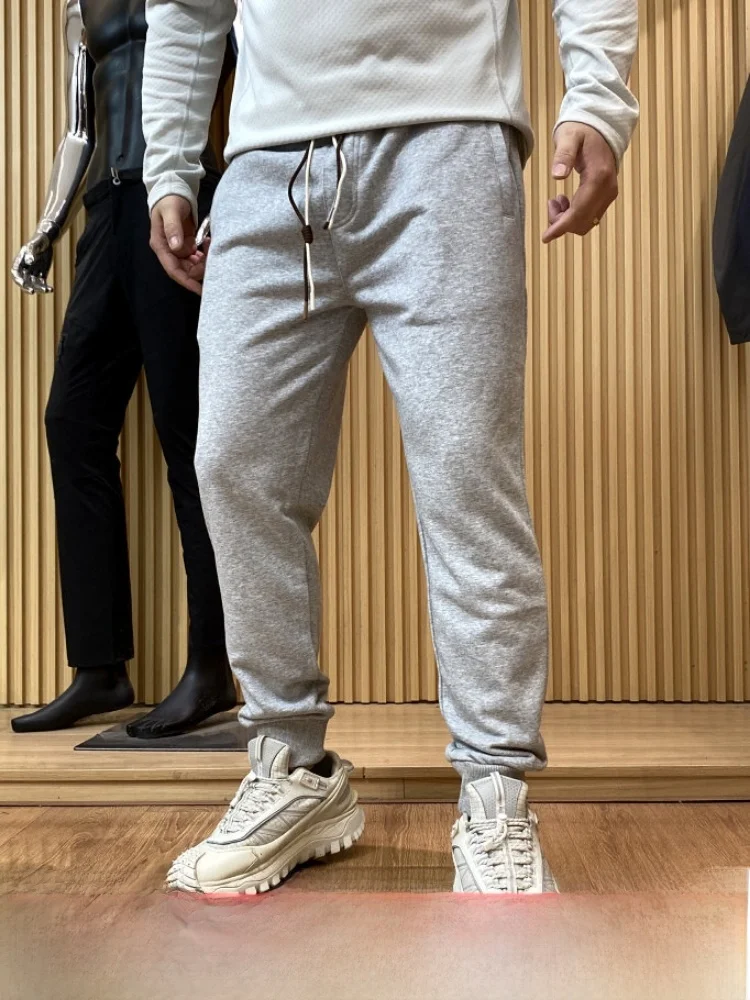 American Casual Style Comfortable Loop Texture Men's Basic Straight Leg Cuffed Sweatpants Spring Fashion Breathable Loose Fit
American Casual Style Comfortable Loop Texture Men's Basic Straight Leg Cuffed Sweatpants Spring Fashion Breathable Loose Fit