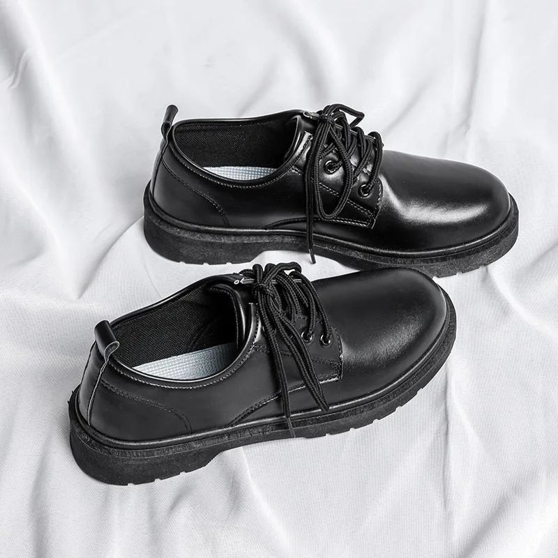 Casual Low-Top Thick-Heeled Men's Shoes Comfortable Leather Breathable Summer Fashionable Black Flat Bottomed Student Shoes
Casual Low-Top Thick-Heeled Men's Shoes Comfortable Leather Breathable Summer Fashionable Black Flat Bottomed Student Shoes