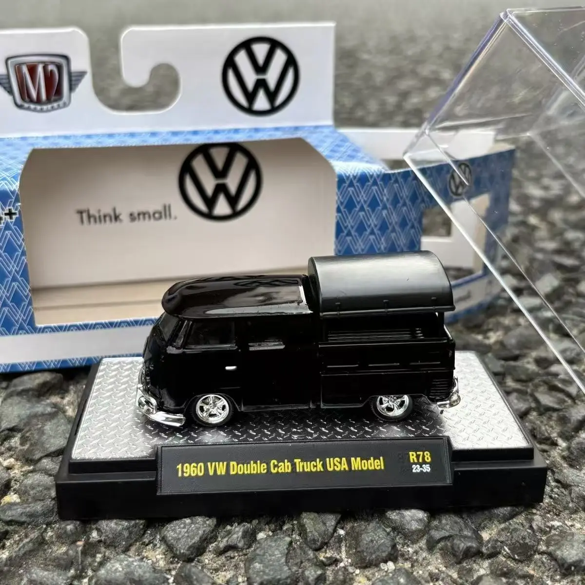 M2 Machines 1/64 Diecast Scale 1960 VW Delivery Van Delicacy Alloy Car Model Static Collectible Souvenir Gift For Hotwheels
M2 Machines 1/64 Diecast Scale 1960 VW Delivery Van Delicacy Alloy Car Model Static Collectible Souvenir Gift For Hotwheels
