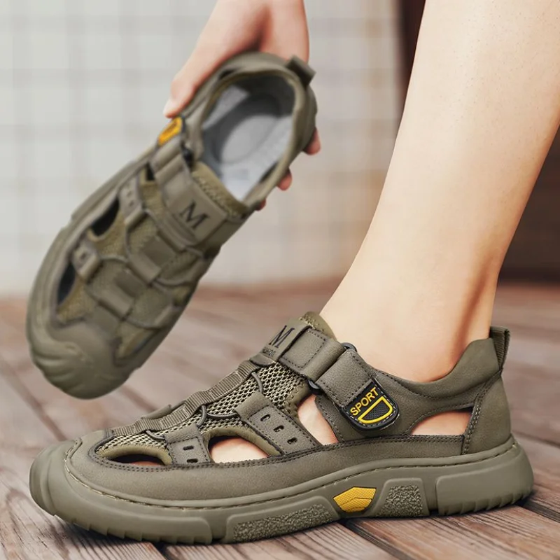 Man Sandals New Design 2024 Hole Shoes Beach Men on Offer Open Toe Summer Sale Non-slip Expensives Cheap Liquidation Big Size 39
Man Sandals New Design 2024 Hole Shoes Beach Men on Offer Open Toe Summer Sale Non-slip Expensives Cheap Liquidation Big Size 39