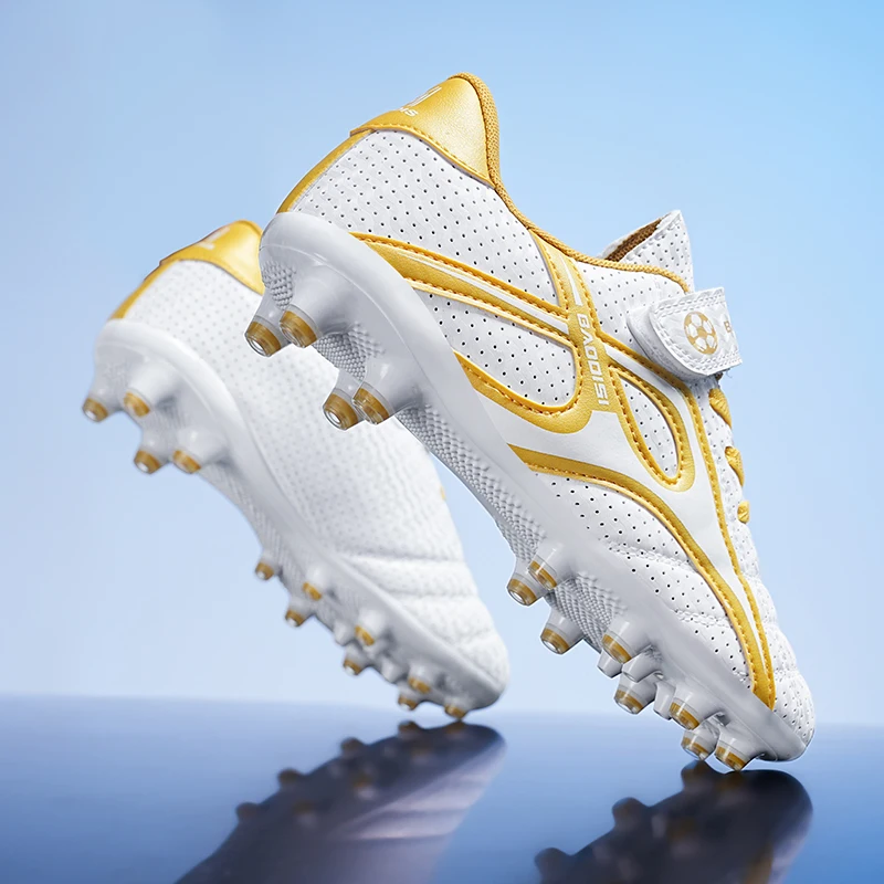 New Fashionable Low-Top Childrens Lace Up Free Football Boots Anti Slip And Wear Resistant Outdoor Lawn Sports Football Shoes
New Fashionable Low-Top Childrens Lace Up Free Football Boots Anti Slip And Wear Resistant Outdoor Lawn Sports Football Shoes