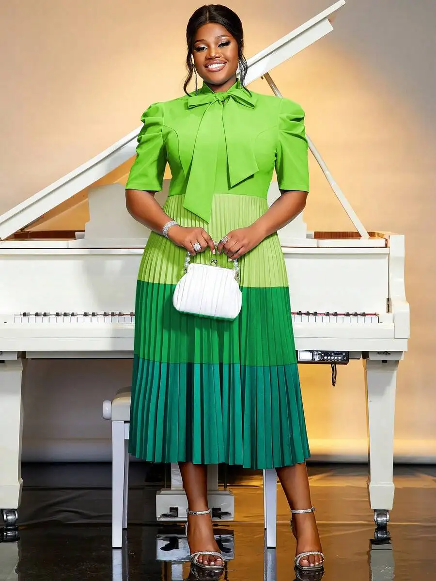 Women Plus Size Bow Tie Pleated Midi Dress Elegant Green Gradient
Women Plus Size Bow Tie Pleated Midi Dress Elegant Green Gradient