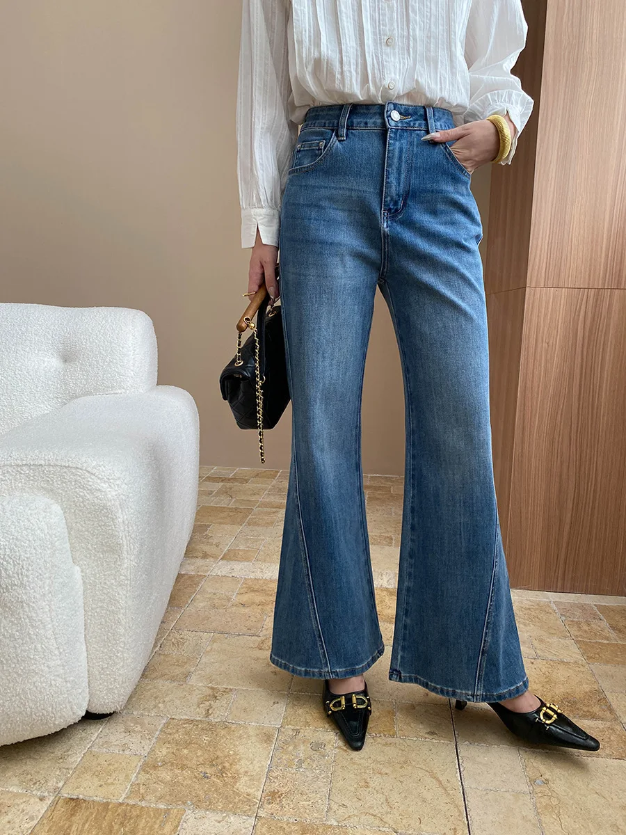 Early autumn new retro blue washed three-dimensional cut straight leg wide leg micro flared jeans
Early autumn new retro blue washed three-dimensional cut straight leg wide leg micro flared jeans