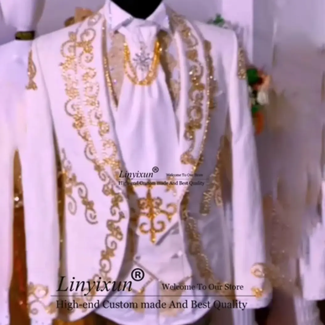 Customized Beaded Crystals Men Suits Shawl Lapel Wedding Groom Tuxedos 3 Pieces Sets Male Prom Party Blazers Slim Costume Homme
Customized Beaded Crystals Men Suits Shawl Lapel Wedding Groom Tuxedos 3 Pieces Sets Male Prom Party Blazers Slim Costume Homme