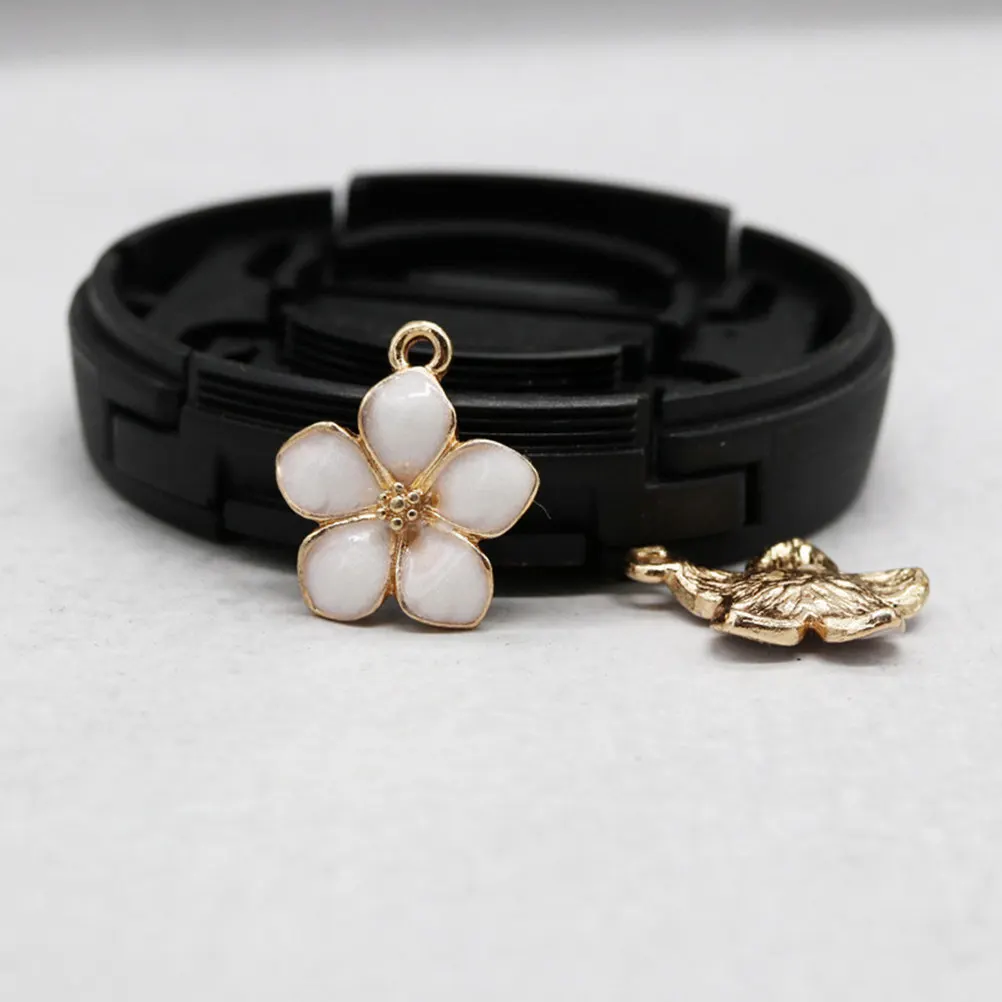50Pcs Enamel Camellia Charms Gold Plated Lead Nickel Free Jewelry Making Pendants for DIY Necklace Bracelet Earring Keychain
50Pcs Enamel Camellia Charms Gold Plated Lead Nickel Free Jewelry Making Pendants for DIY Necklace Bracelet Earring Keychain