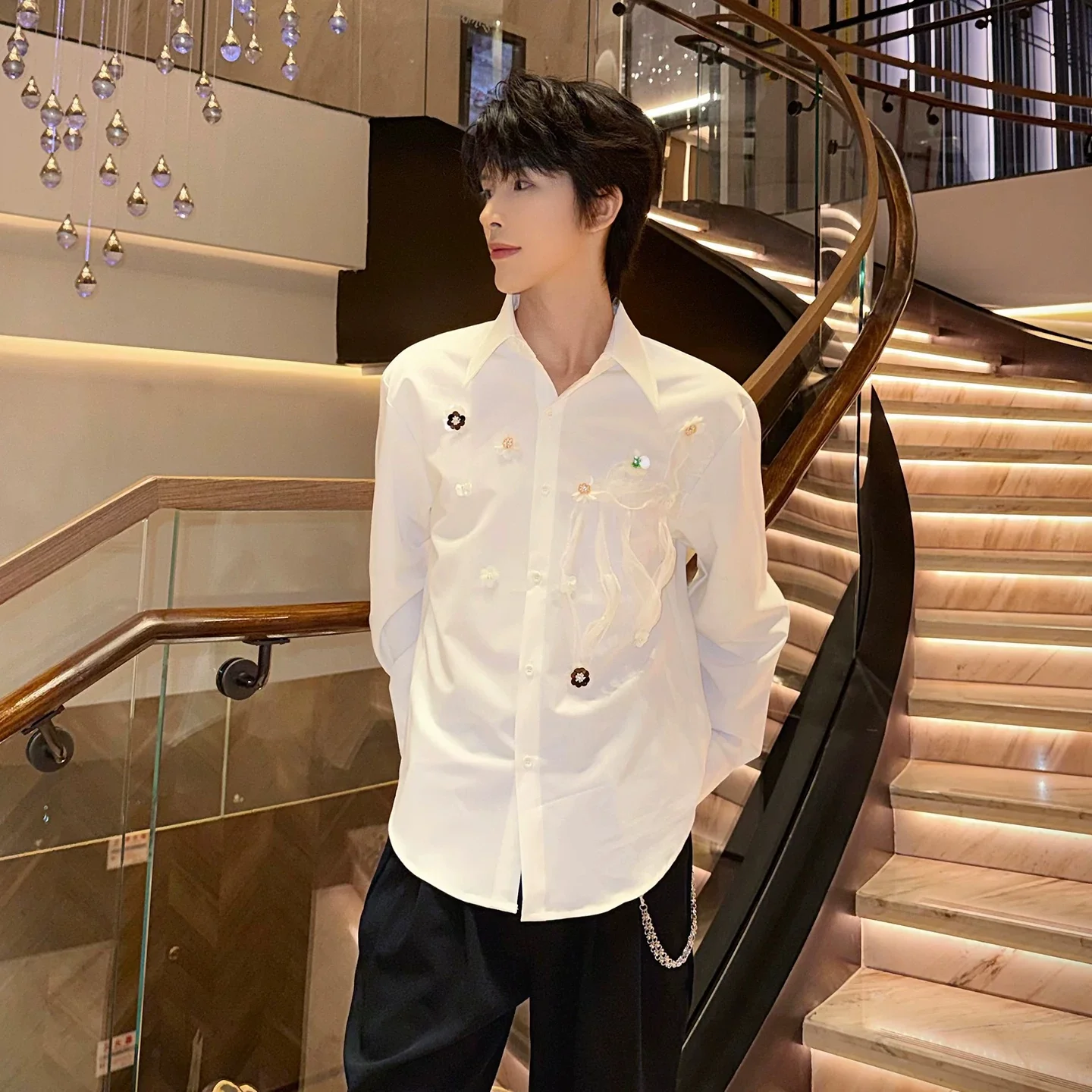 Niche 3D Flower Long Sleeve Shirts For Man Mesh Streamer Design Loose Handsome Fashionable Comfortable Party Luxury Tops
Niche 3D Flower Long Sleeve Shirts For Man Mesh Streamer Design Loose Handsome Fashionable Comfortable Party Luxury Tops