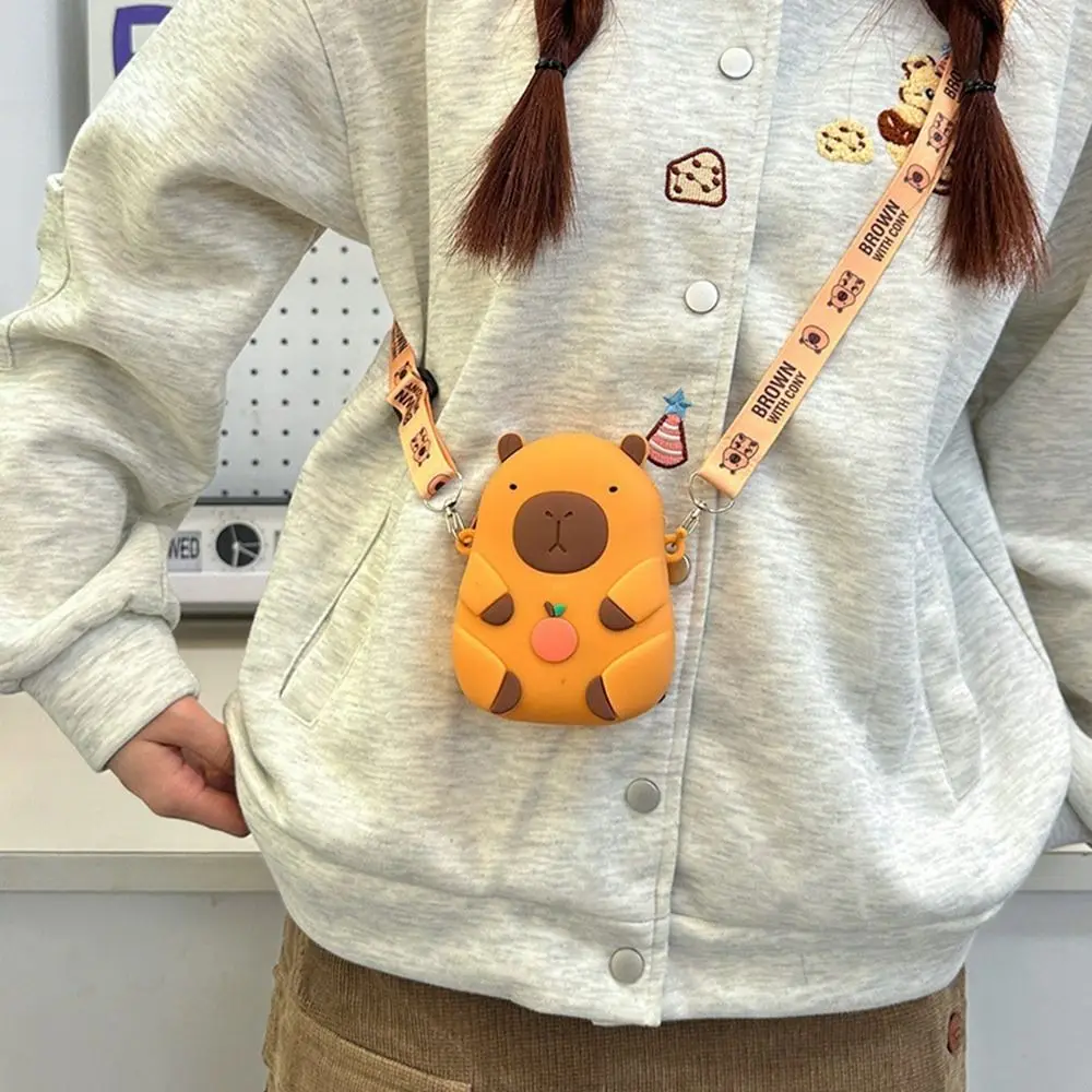 Cute Coin Purse Capybara Crossboday Bag Small Wallet Cartoon Silicone Shoulder Bag Adjustable Straps Kawaii Animal Purse School
Cute Coin Purse Capybara Crossboday Bag Small Wallet Cartoon Silicone Shoulder Bag Adjustable Straps Kawaii Animal Purse School