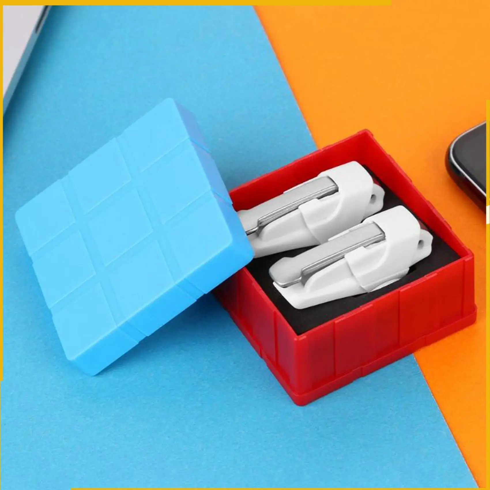 A93P 4 шт. мобильный игровой контроллер геймпад триггер кнопка прицеливания джойстик для Pubg
A93P 4 шт. мобильный игровой контроллер геймпад триггер кнопка прицеливания джойстик для Pubg