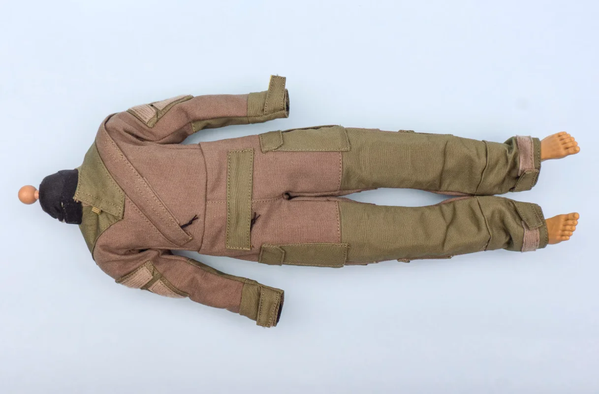 ES 26054R 1/6 Scale Soldier CBRN Special Forces Clothing Body Model for 12'' Figure
ES 26054R 1/6 Scale Soldier CBRN Special Forces Clothing Body Model for 12'' Figure