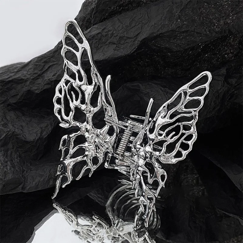 New cold and elegant style big butterfly high-end gripping clip back of head hair shark clip light luxury cool
New cold and elegant style big butterfly high-end gripping clip back of head hair shark clip light luxury cool
