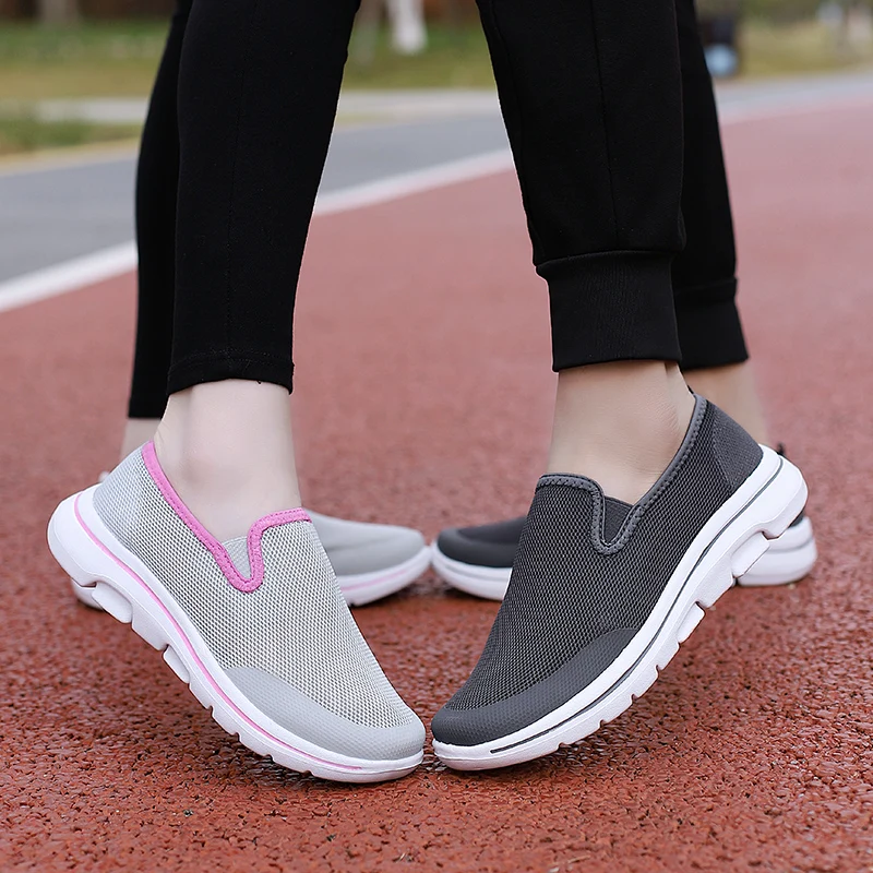 Men's Sliding in Walking Shoes Lightweight and Non Slip Flat Running Shoes Couple Tennis Mesh Women Summer Shoes Casual Sneaker
Men's Sliding in Walking Shoes Lightweight and Non Slip Flat Running Shoes Couple Tennis Mesh Women Summer Shoes Casual Sneaker