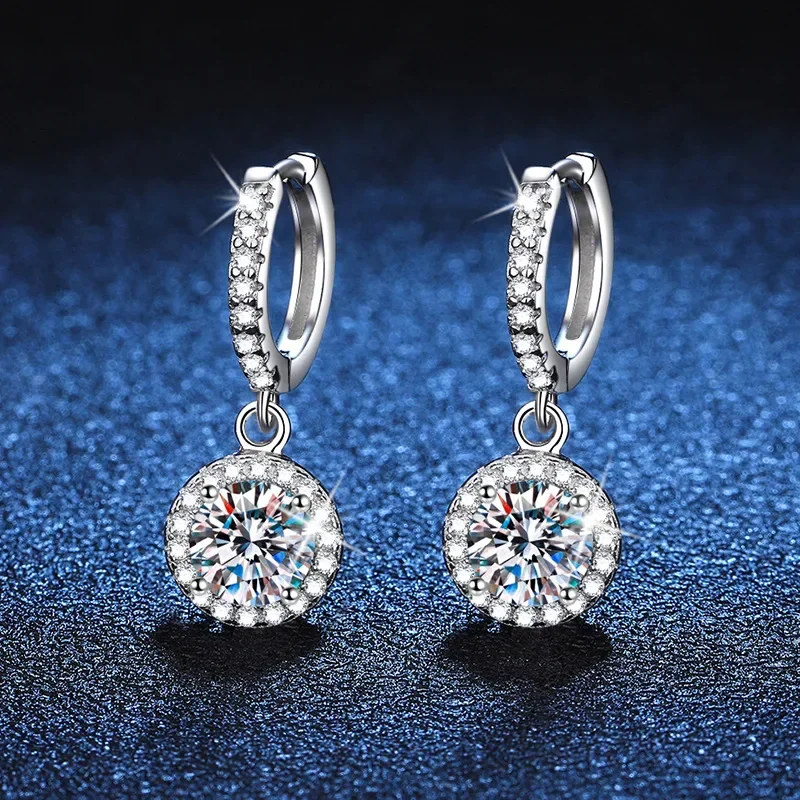 Each 1ct Moissanite Diamond Round Wrap Ear Clips for Women, Designer Platinum PT950 Drop Earrings Fine Jewelry Birthday Gift
Each 1ct Moissanite Diamond Round Wrap Ear Clips for Women, Designer Platinum PT950 Drop Earrings Fine Jewelry Birthday Gift