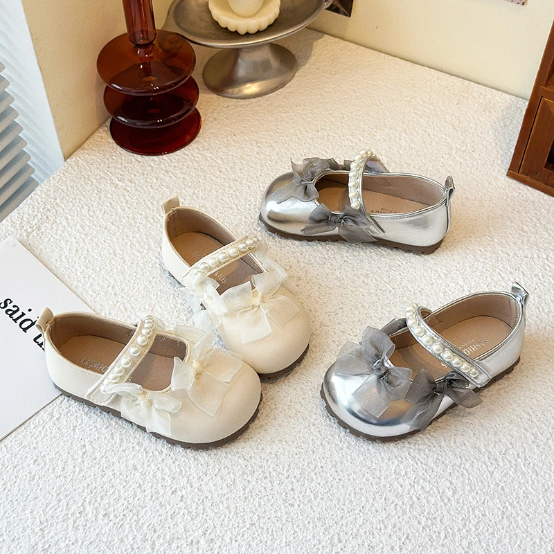 Sweet Girls Elegant Ballet Shoes New Spring Autumn Kids Lace Princess Leather Shoes Bowknot Versatile Children Causal Flat Shoes
Sweet Girls Elegant Ballet Shoes New Spring Autumn Kids Lace Princess Leather Shoes Bowknot Versatile Children Causal Flat Shoes