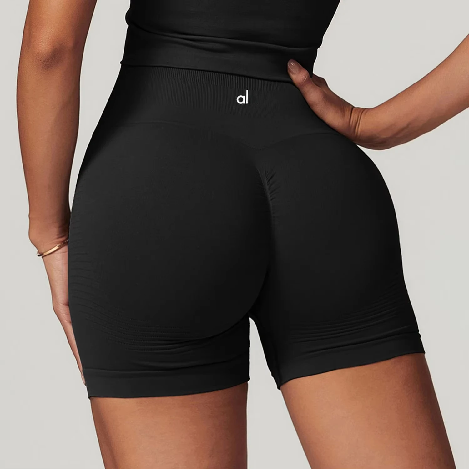 European and American Fitness Yoga Shorts Tight High Waist Belly Pants Sports Outdoor Running Pilates Special Clothing
European and American Fitness Yoga Shorts Tight High Waist Belly Pants Sports Outdoor Running Pilates Special Clothing