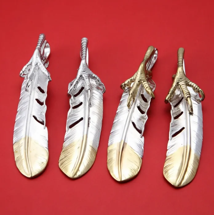 Wholesale S925 Sterling Silver Feather Pendant Fashion DIY with Korean Men's and Women's Bronze Plain Silver Pendant
Wholesale S925 Sterling Silver Feather Pendant Fashion DIY with Korean Men's and Women's Bronze Plain Silver Pendant
