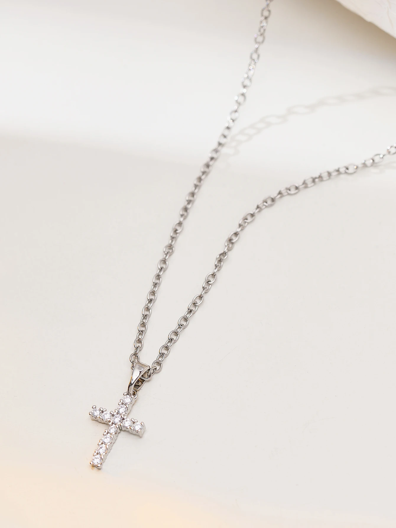 Trendy Zircon Pendant Necklace New round Cross Chain Classic Fashion for Holiday Party Concert Shopping - Unique Gift Idea
Trendy Zircon Pendant Necklace New round Cross Chain Classic Fashion for Holiday Party Concert Shopping - Unique Gift Idea