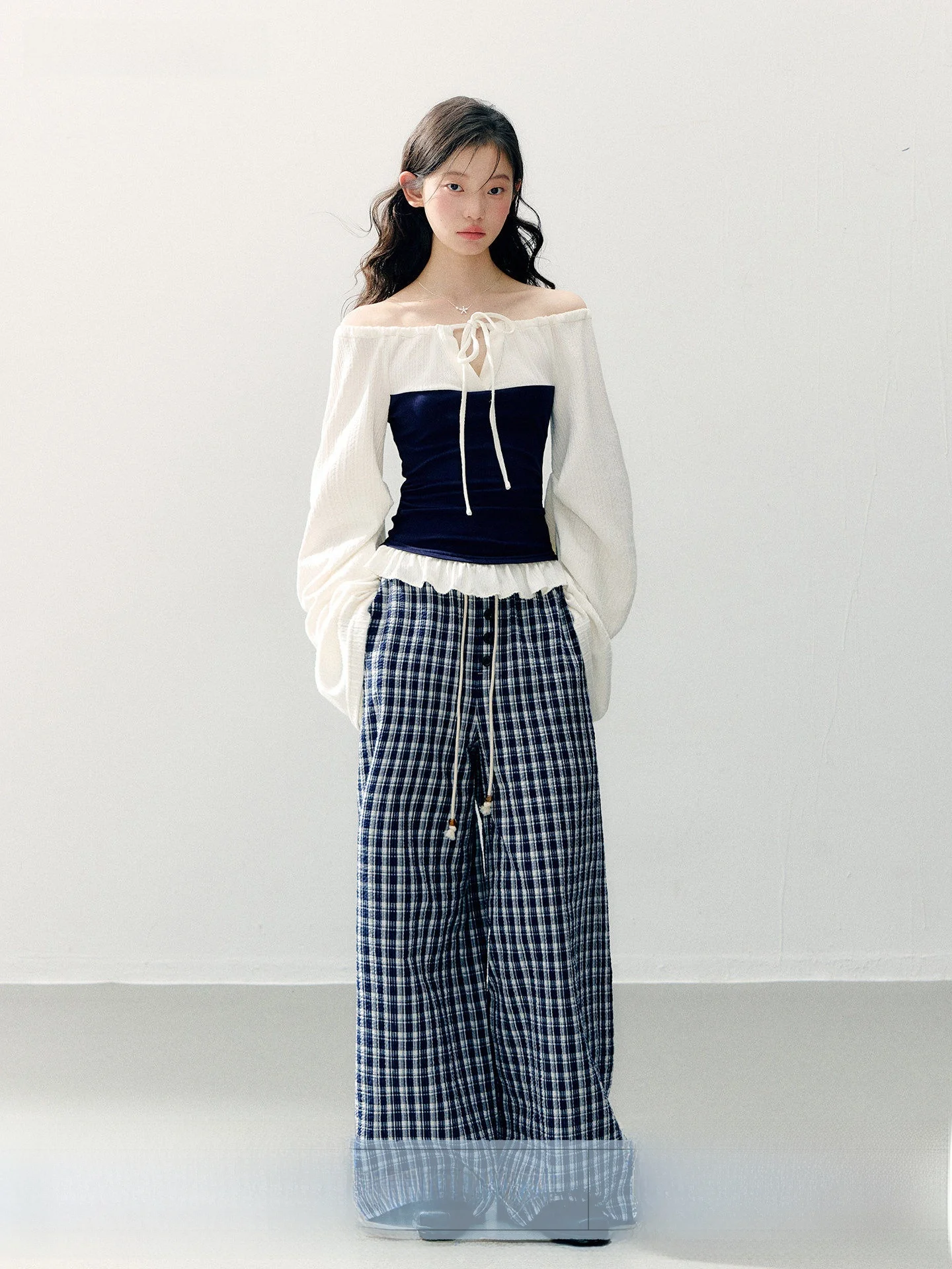 Annatto Original Design Color Block Checkered Shirt And Pants Set Shoulder Baring Top Spring Summer Long Sleeve Casual Style
Annatto Original Design Color Block Checkered Shirt And Pants Set Shoulder Baring Top Spring Summer Long Sleeve Casual Style