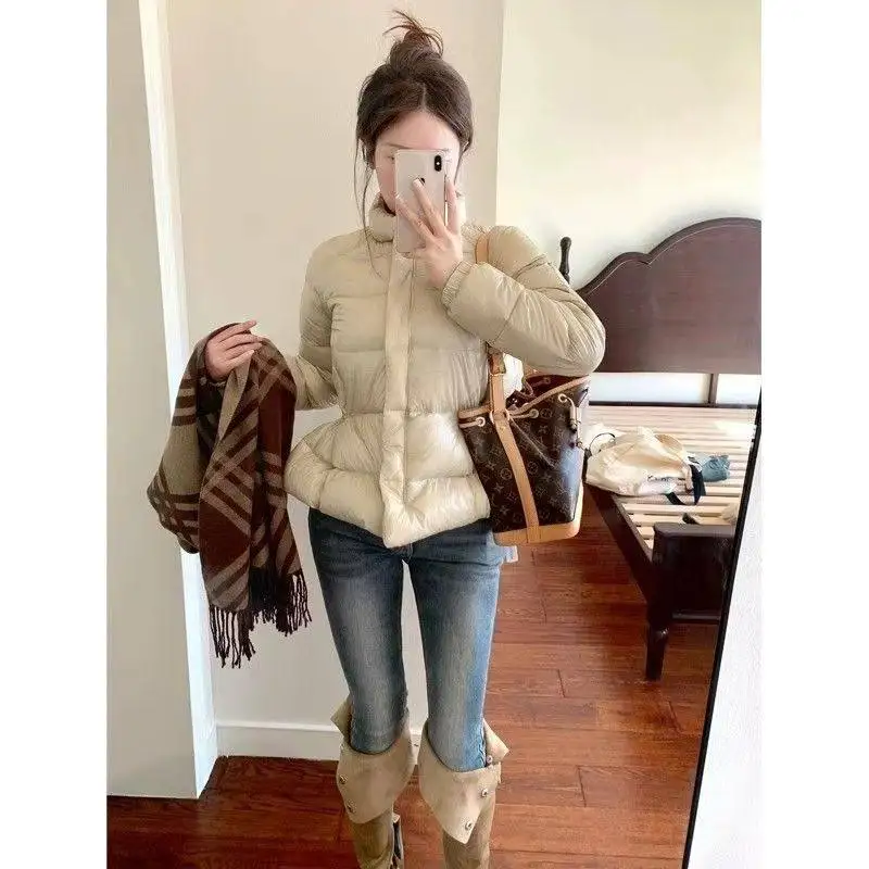 Утепленная хлопковая куртка абрикосового цвета с воротником-стойкой, приталенная, женская модная зимняя верхняя одежда с длинными рукавами на молнии
Утепленная хлопковая куртка абрикосового цвета с воротником-стойкой, приталенная, женская модная зимняя верхняя одежда с длинными рукавами на молнии