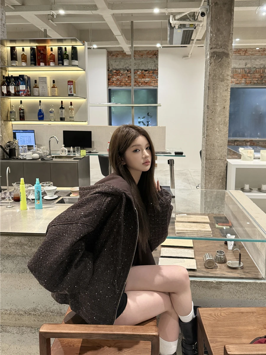 Retro Coffee Color Hooded Long Sleeve Sweatshirt Jacket Women's Winter Loose Woolen Open Cardigan High-End Feel Zipper Top
Retro Coffee Color Hooded Long Sleeve Sweatshirt Jacket Women's Winter Loose Woolen Open Cardigan High-End Feel Zipper Top