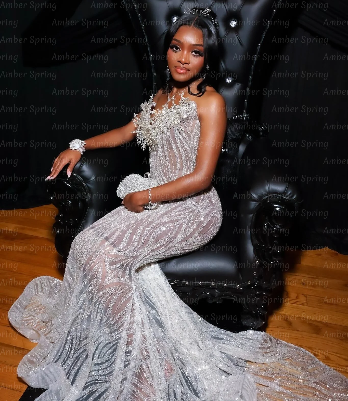 Customized Designer Diamond Sequins Prom Dress Rich Black Girl 3D Floars Evening Party Gown African Mermaid robes de soirée
Customized Designer Diamond Sequins Prom Dress Rich Black Girl 3D Floars Evening Party Gown African Mermaid robes de soirée