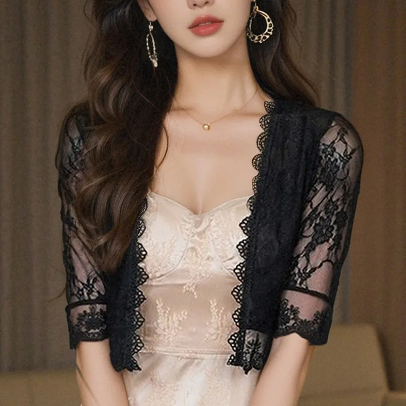Fashion Lace Sunscreen Shirt Shawl Women Shirt Black Chiffon Shirts Blouse Women Tops Camisas De Mujer Blusas Summer
Fashion Lace Sunscreen Shirt Shawl Women Shirt Black Chiffon Shirts Blouse Women Tops Camisas De Mujer Blusas Summer