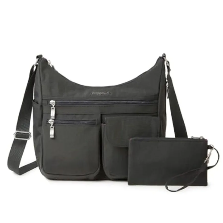 Travel crossbody bag for women, lightweight nylon, black, water-resistant and RFID-blocking
Travel crossbody bag for women, lightweight nylon, black, water-resistant and RFID-blocking