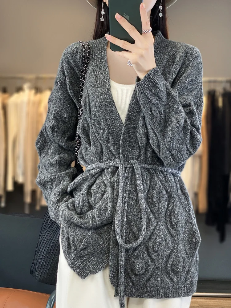 Women 100% Merino Wool Coat Long Cardigan Loose Soft Sweater Autumn Winter Gentle Thicken Knitwear Laced Up Clothing Twisted Top 
Women 100% Merino Wool Coat Long Cardigan Loose Soft Sweater Autumn Winter Gentle Thicken Knitwear Laced Up Clothing Twisted Top