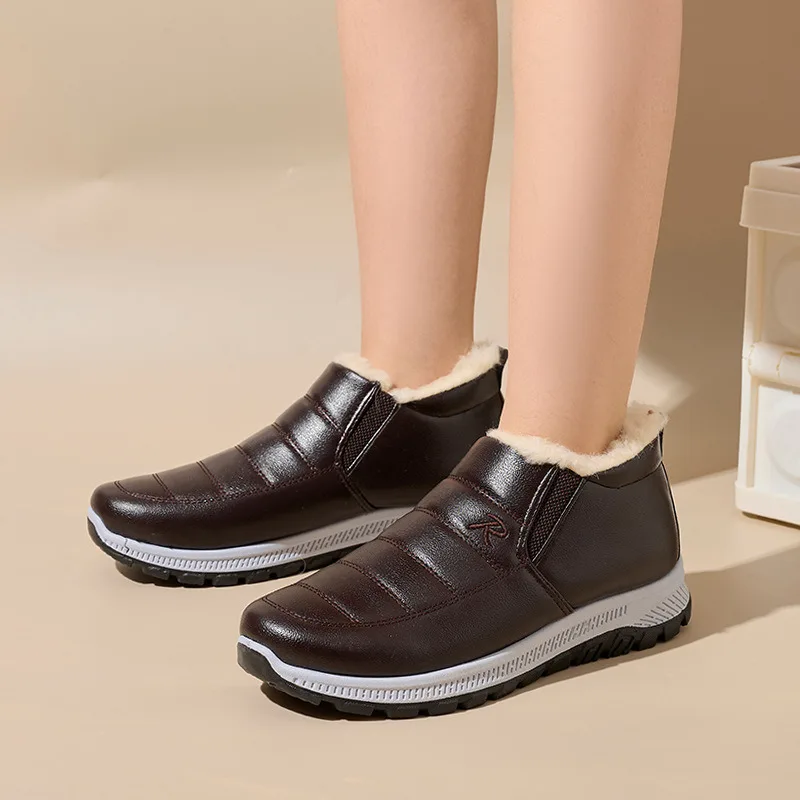 Women Winter Fleece Lined Snow Boots Warm Waterproof Slip on Outdoor Casual Unisex Short Boots
Women Winter Fleece Lined Snow Boots Warm Waterproof Slip on Outdoor Casual Unisex Short Boots