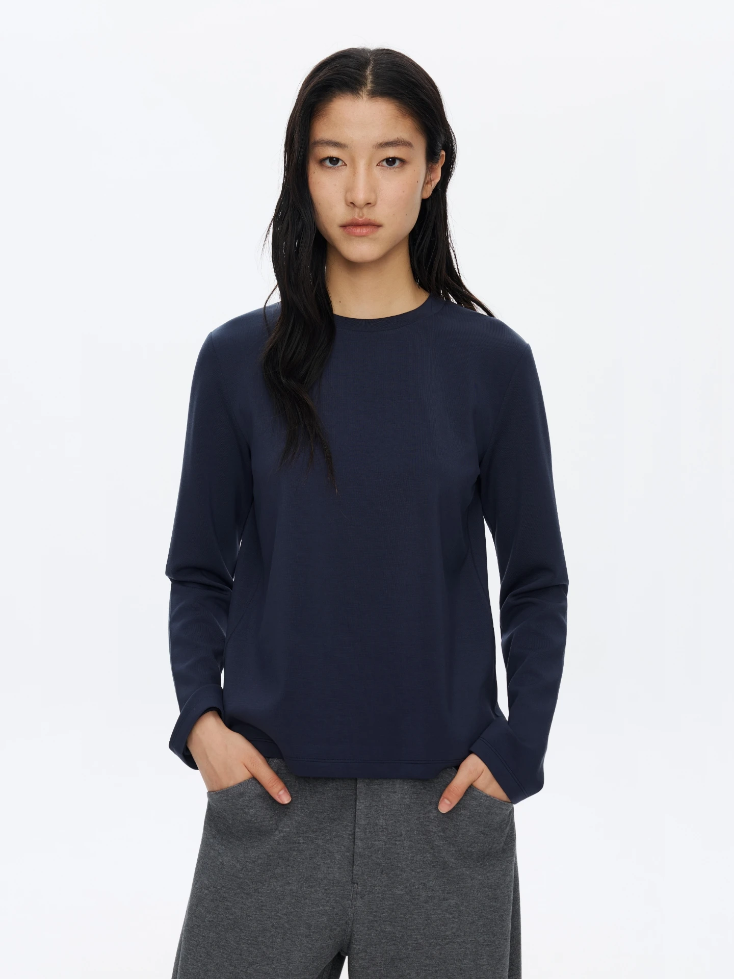Oneup Modal Ice Silk Long Sleeve T-Shirt Women's Spring Skin-friendly Breathable Outdoor Sports Top Cool Sensation Casual Style
Oneup Modal Ice Silk Long Sleeve T-Shirt Women's Spring Skin-friendly Breathable Outdoor Sports Top Cool Sensation Casual Style