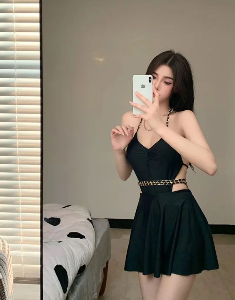 Women Solid Black Swimwear Skirt Monokini Deep V Bathing Suit No Sleeve One Piece Swimsuit Push Up Pad High Cut Korea Style
Women Solid Black Swimwear Skirt Monokini Deep V Bathing Suit No Sleeve One Piece Swimsuit Push Up Pad High Cut Korea Style