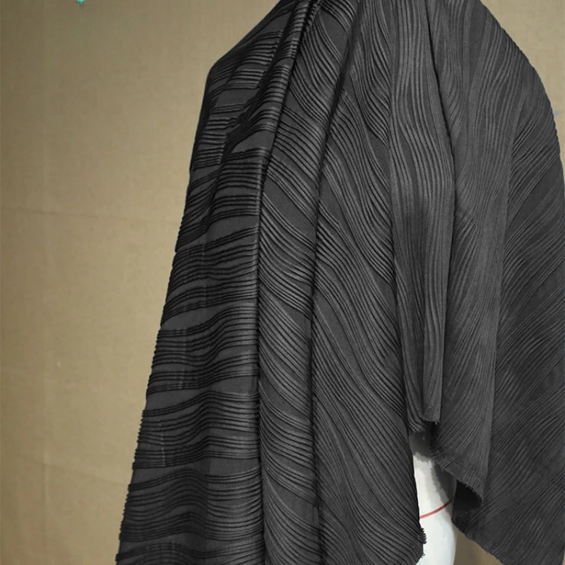 Black Corolla Three-dimensional Striped Jacquard Texture Pleated Elastic Designer Fabric Clothing Pants Skirt Fabric
Black Corolla Three-dimensional Striped Jacquard Texture Pleated Elastic Designer Fabric Clothing Pants Skirt Fabric
