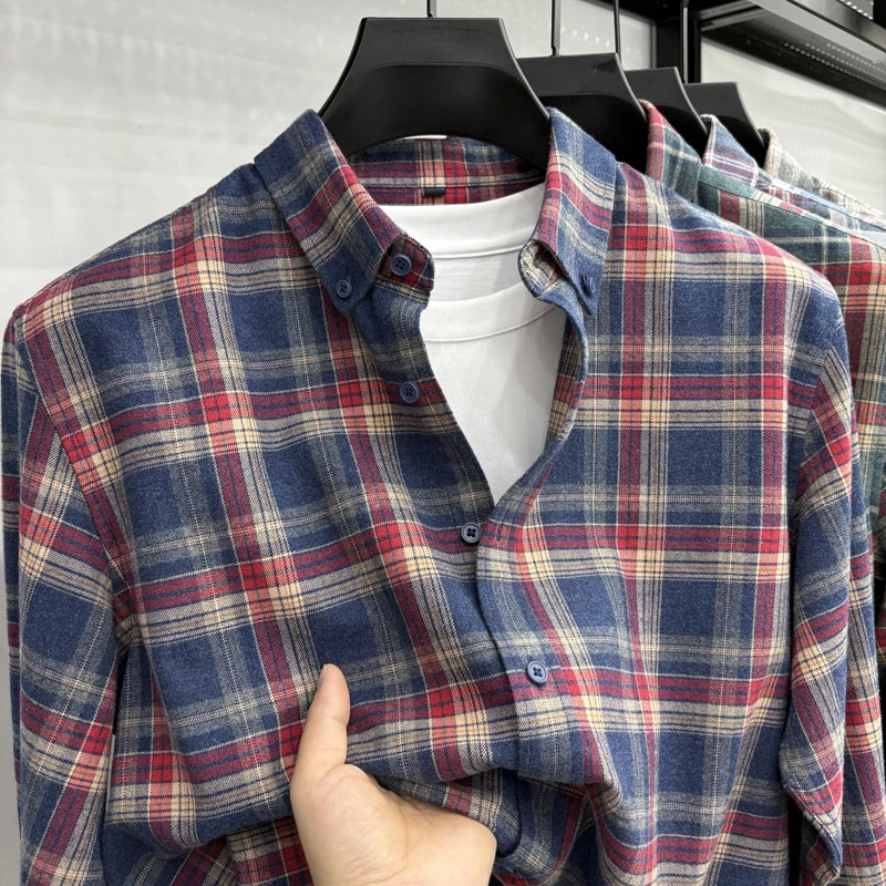 The Same Pure Cotton Polished Plaid Shirt At The Counter, The New Plaid Shirt in Spring and Autumn, and The Men's Fashion Shirt.
The Same Pure Cotton Polished Plaid Shirt At The Counter, The New Plaid Shirt in Spring and Autumn, and The Men's Fashion Shirt.