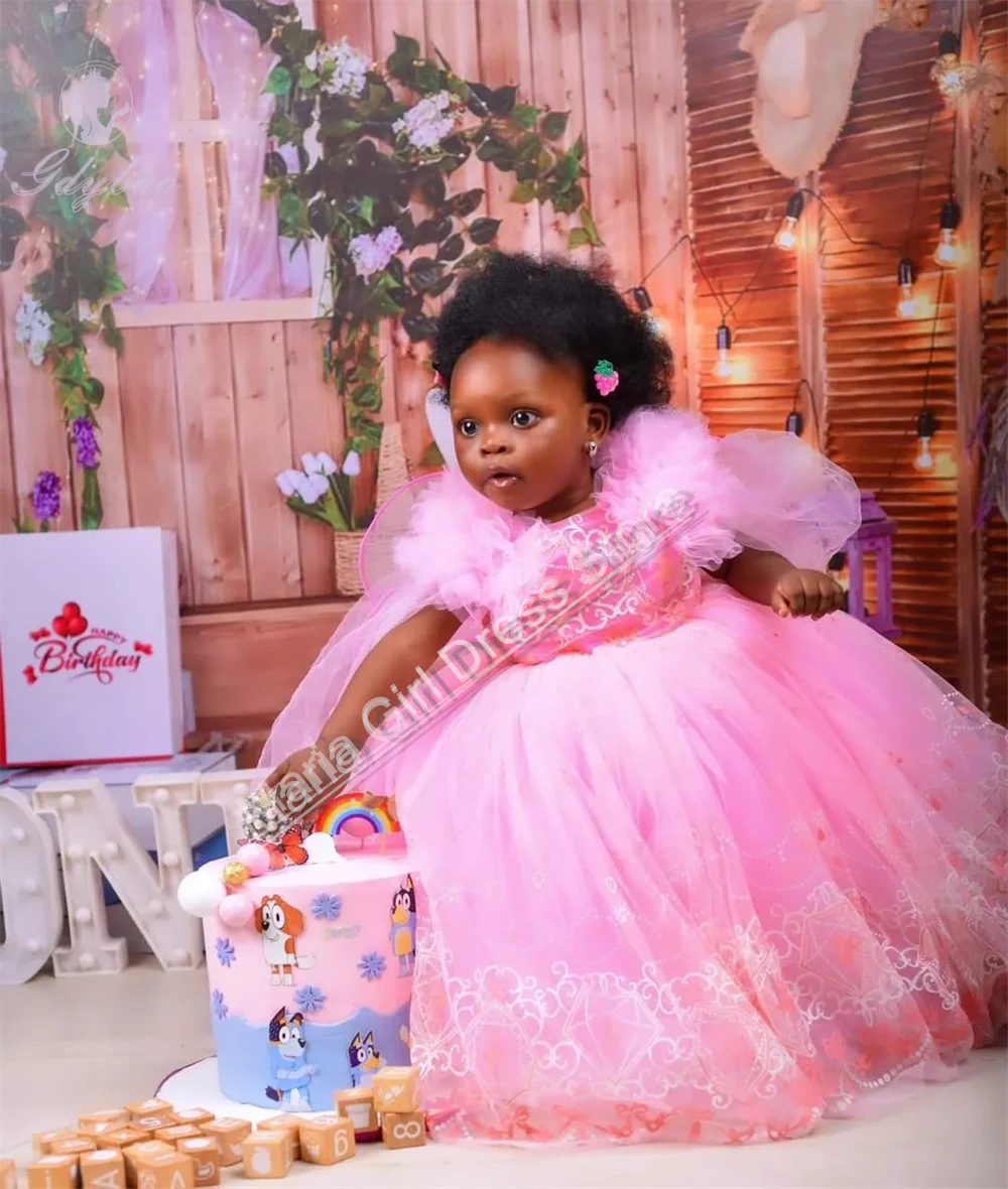 Lovely Pink Ruffles Flower Girl Dresses Puffy Short-Sleeved Floor Length First Birthday Party Pageant Dress For Wedding
Lovely Pink Ruffles Flower Girl Dresses Puffy Short-Sleeved Floor Length First Birthday Party Pageant Dress For Wedding
